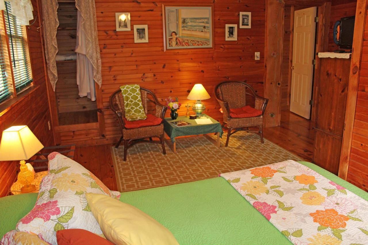Henson Cove Place Bed And Breakfast W/Cabin Хайавасси Экстерьер фото