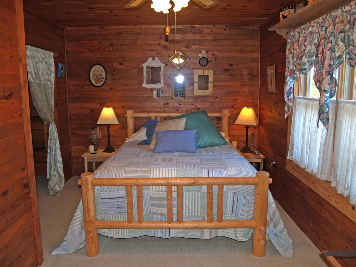 Henson Cove Place Bed And Breakfast W/Cabin Хайавасси Экстерьер фото
